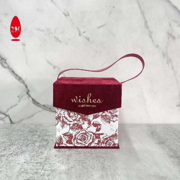 PMS CMYK  Paper Gift Packaging Box Velvet Insert Magnetic Closure