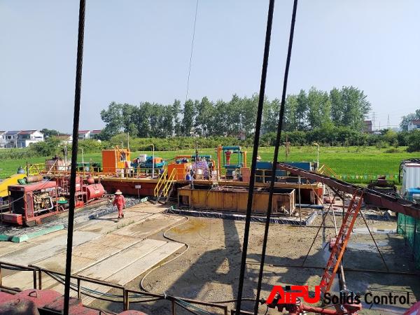 Horizontal Directional Drilling Solids Control System Skid Mounted For Trenchless Industry