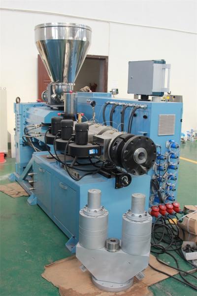 PVC Plastic Extrusion Equipment , Pipe Extrusion Machine For 50 - 200mm Water Pipe