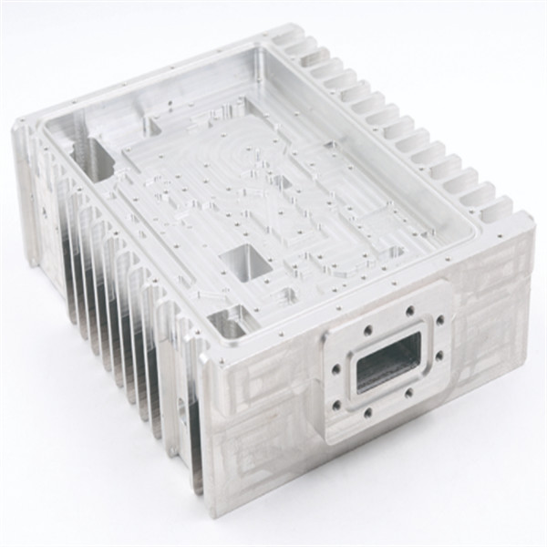 Piezas especiales del disipador de calor de la forma del perfil 6063 del disipador de calor de aluminio del inversor T5