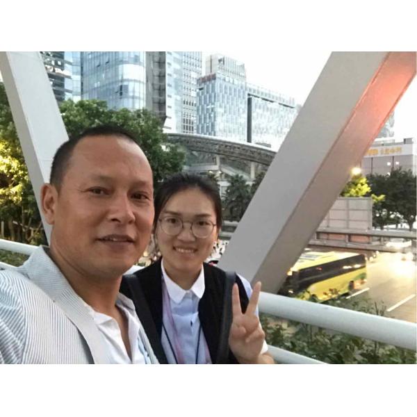 Small Kids Plastic Chairs High Durability With Solid Beech Wood Legs