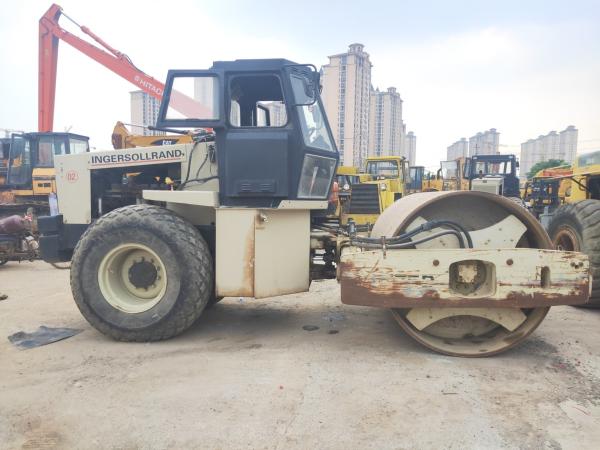                  Secondhand Road Roller Ingersoll Rand SD150d Cheap Price Good Condition, Original Secondhand Ingersoll-Rand Soil Compactor SD150 SD120 SD100 on Promotion.             