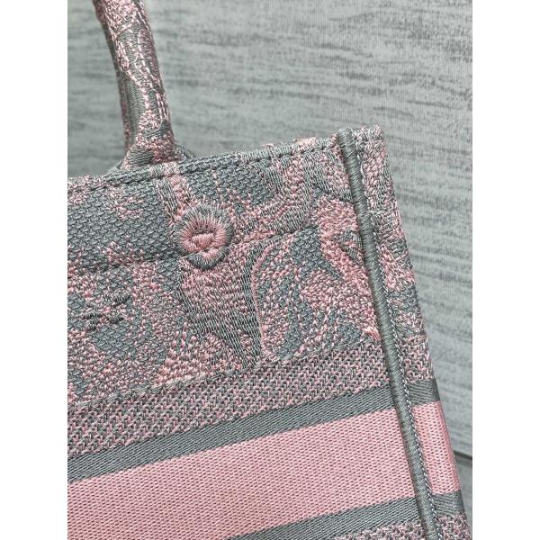 Pequeño Christian Dior Booktote Pink And Gray Toile De Jouy Sauvage Embroidery