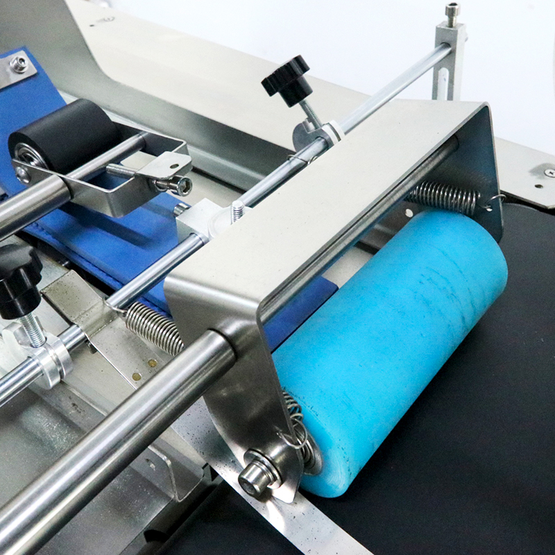 Factory Direct YM210D Automatic Label Machine Flat Bottle Boxes and Bags Label Printer Sticker Machine