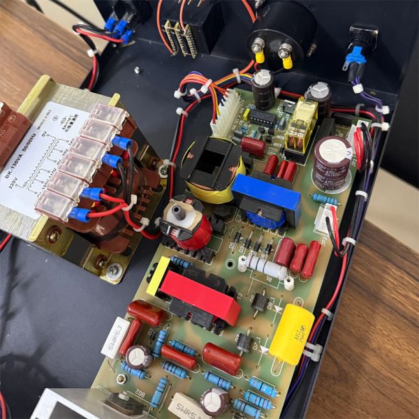 35K Ultrasonic Welding PCB Board Auto Frequency Tracking Ultrasonic Welder Mainboard