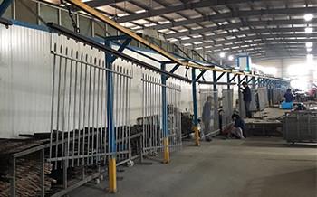 2400mm length Crimped spear metal garrison fence supplier