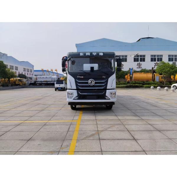 Грузовик с питьевой водой объемом 3000 галлонов 10-12 тонн