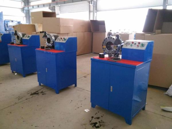 Alta velocidade de friso 20 da máquina da mangueira de borracha da estrutura compacta - 40pcs/Min
