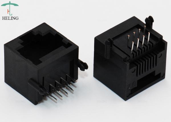 Único porto fêmea RJ45 através do conector MJ552188-B411-HRN1 do furo