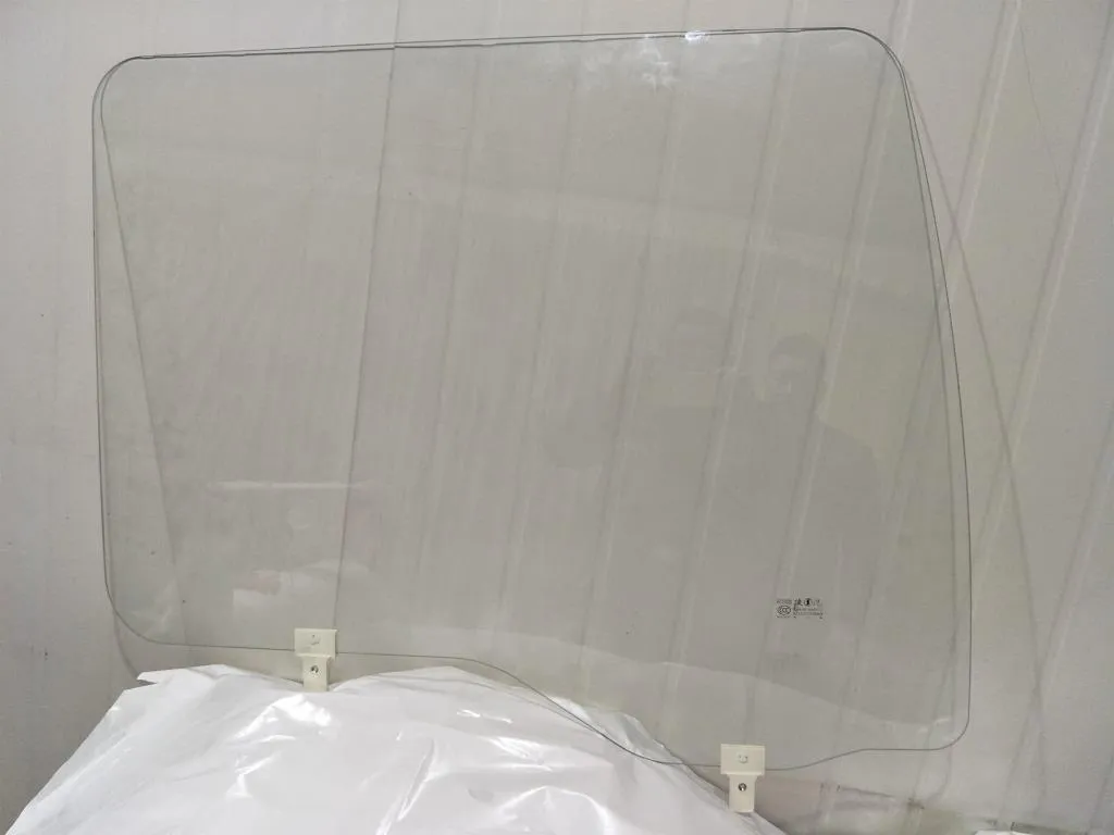 Dz15221330069 Right Door Window Glass Original Auto Parts