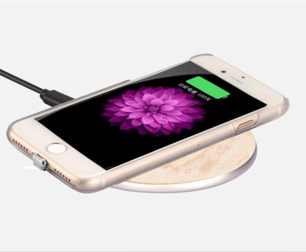 Silver Base Wooden Wireless Charger / Cordless Charger with 73% Efficiency