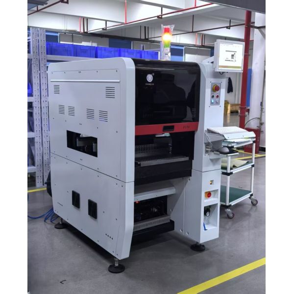 Narrow Design High Precision TC06 Module SMT Pick and Place Machine 6 Heads Support 01005