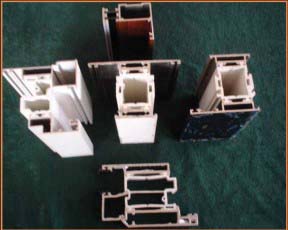 3CR17 Mould Material and Water Tank Calibration for Long-Lasting UPVC Door Frame