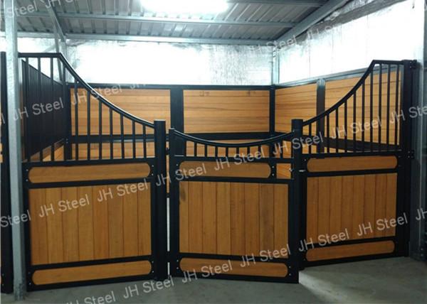 2mm Thickness Black Powder Coated Steel Frame Wood Filling Horse Stall Front