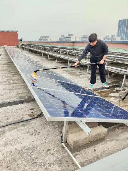 Customized Photovoltaic Cleaning Brush with 11.4 M Telescopic Carbon Fiber Pole