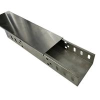 Plateau de câble ignifuge sur mesure avec réduction du bruit en acier inoxydable galvanisé couleur argent