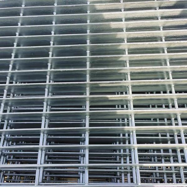 Passagem industrial barra não tratada fechado galvanizada da imprensa de aço da raspagem