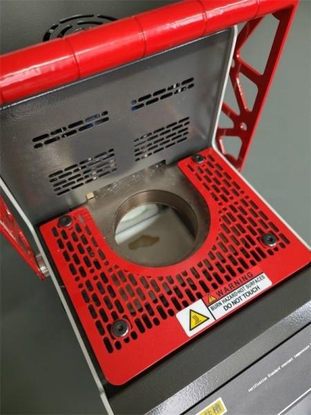 Banho de sal termostático de autocontrole PID portátil 180-560C 30kg Resolução do ecrã 0,01C