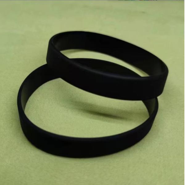 Moulding Service Customizable Debossed Color Filled Silicone Wristband with Logo