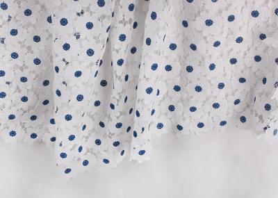 OEM Daisy Venice Embroidered Lace Fabric , French Guipure Wedding Lace For Dress