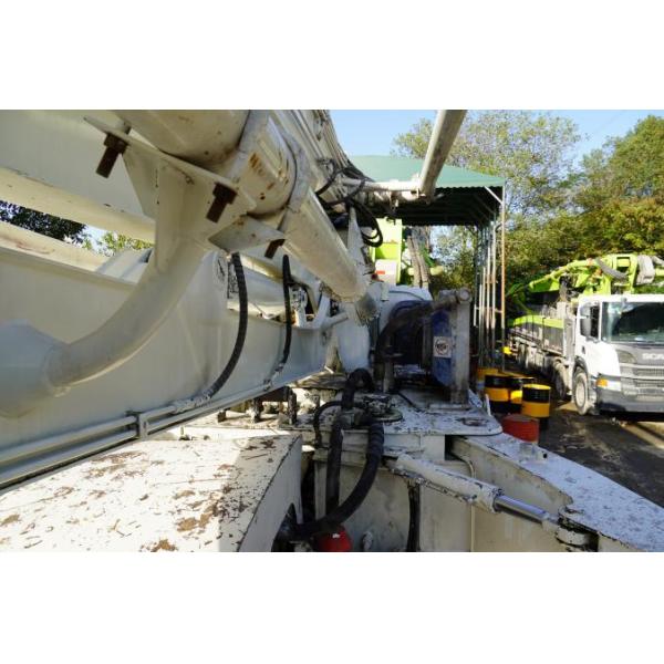ZLJ5230THBTE 38X-5RZ Used Truck Concrete Pump 38M White
