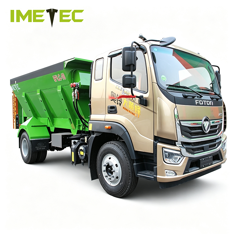 Cubicle Manure Bedding Spreader Sand Rice Husk Fermented Truck For Dairy Farm