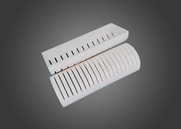 3.6 - 3.63g / Cm3 Steatite Ceramic 99 % Alumina Plate Industry Machinery Parts