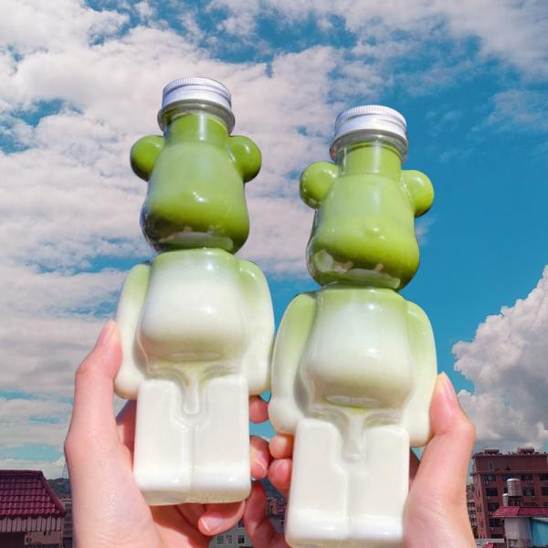 Bear Plastic Screw Bottles For Juice Bubble Tea Voss Black 100ml