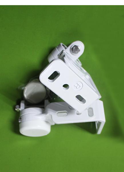 Моторизованный алюминиевый навес для стены