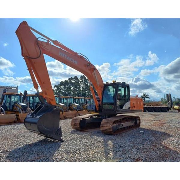 Excavadora Hitachi ZX210 ZX210LC-3 com 2001-4000 horas de trabalho em boas condições