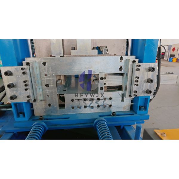 High Precision CZ Purlin Roll Forming Machine With Hydraulic Cutting For Steel Profiling