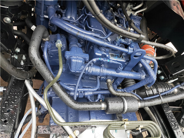 Green 10 Wheelers Heavy Duty Dump Truck With HW19710 Transmission