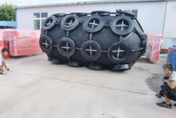 Yokohama Type Pneumatic Rubber Fender Boat Marine Rubber Fender