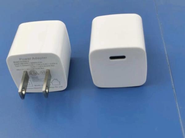 Certified 20W USB C PD Adapter with 1.67A Output Current CE/FCC/RoHS Lightweight 3.2 oz