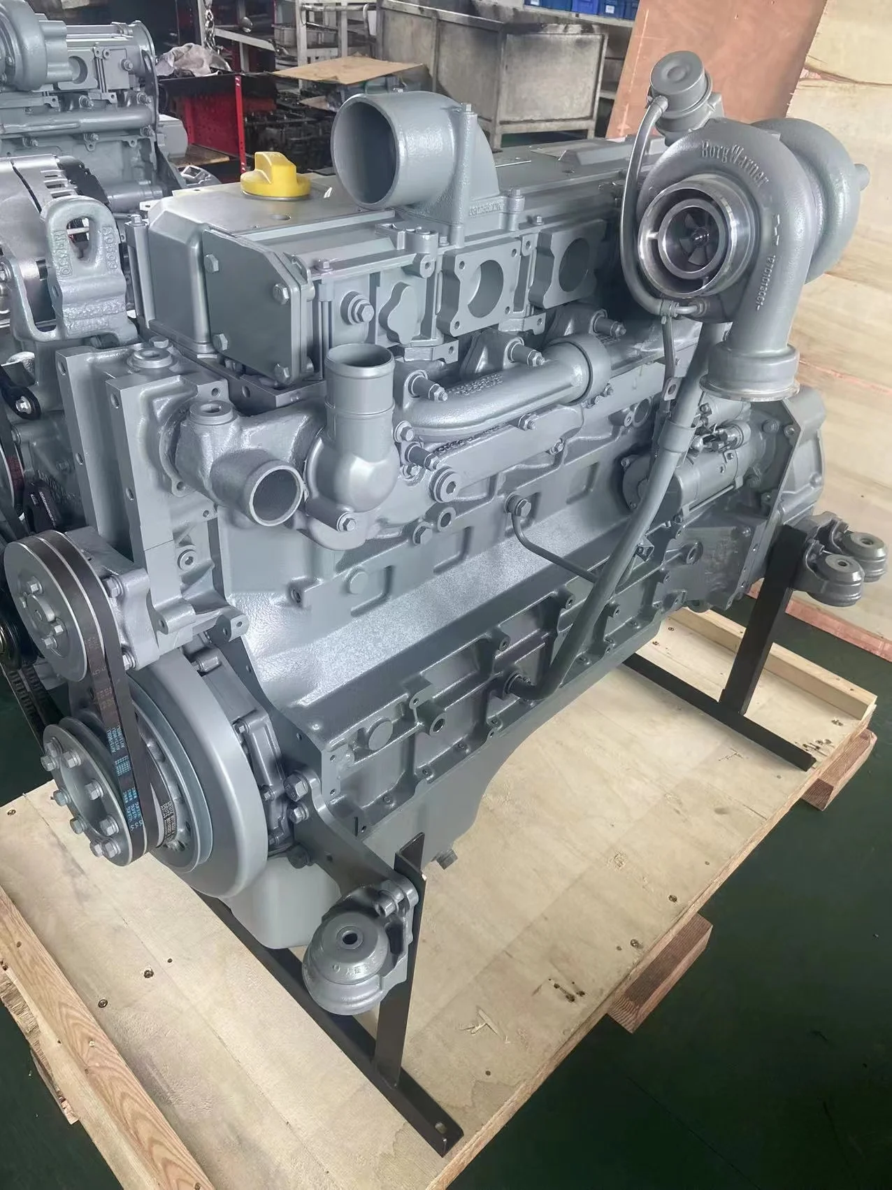 Новый двигатель BF6M1013 Deutz 174KW 195KW 206KW Дизельный двигатель с водяным охлаждением