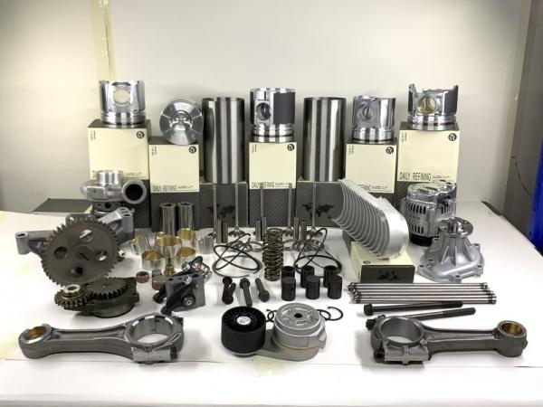 SA12V140 6D140 コマツーエンジンのスペアパーツのためのリコンビール・オーバーホールキット