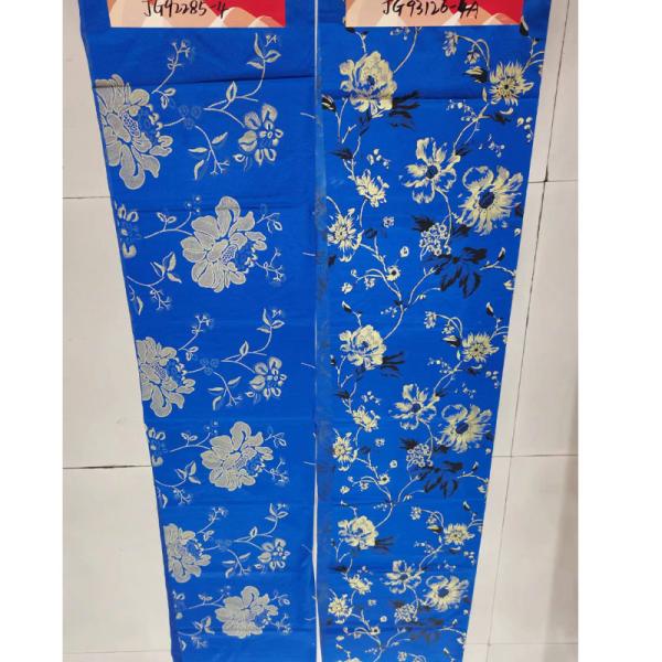 La chaîne de tissu de matelas de polyester imprimée par colorant a tricoté le textile à la maison