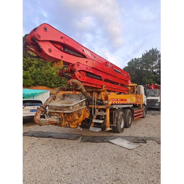 2014 Chariot de pompage de béton d'occasion 38m Machine de pompage de béton à décharge équipement avec pièces de rechange