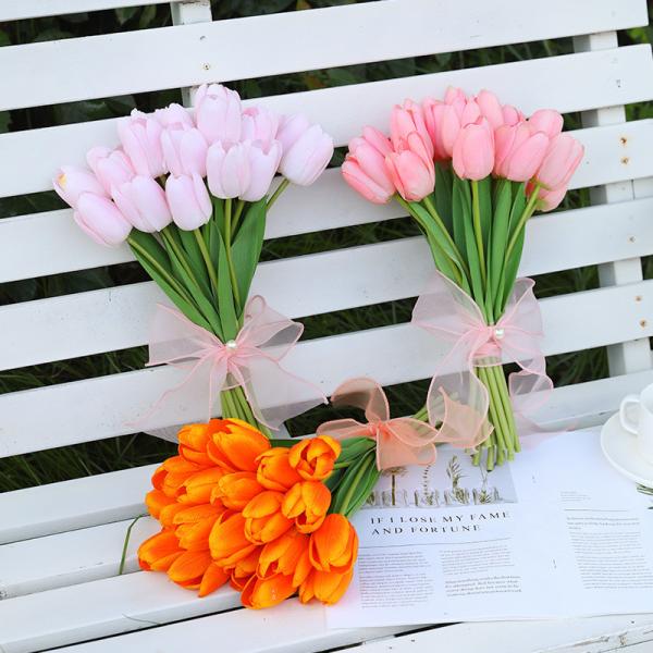 Bouquets de tulipes, fleurs fausses, fleurs simulées, décoration du salon, arrangements floraux, fleurs de soie, fleurs en plastique, fleurs de table à manger, arrangements floraux