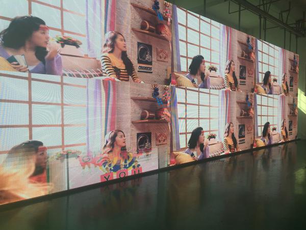 P4.81 Indoor LED Video Wall Full Color portable led curtain video wall for electronic advertising