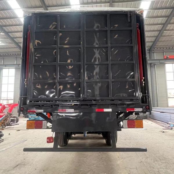 Customized 3 Axle Side Wall Stake Fence Cargo Bags and Animal Transport Semi Truck Trailer