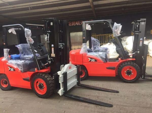 Loading Capacity 3000kg 3.5 ton diesel forklift truck with euro 3 euro 5 EPA engine