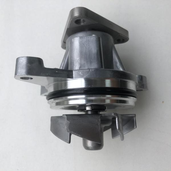 Водяная помпа двигателя автомобиля Land Rover Evoque 2012 LR053310 LR040990 LR025302