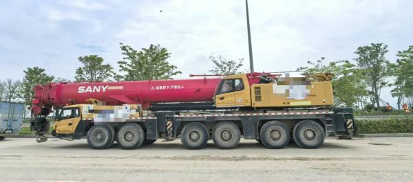 2022 Sany Second-Hand Crane SAC4000C8 93m Main Boom 36m Jib 120T Counterweight 2114h Running Time 19624km Weichai Engine