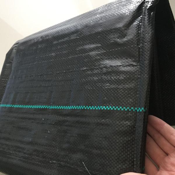 Garden Weed Membrane For Strawberry , Black / White Weed Control Mesh