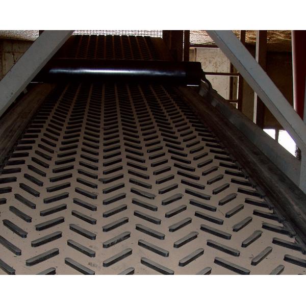 Diamond Grooved Granulated Pattern Chevron Conveyor Rubber Belt