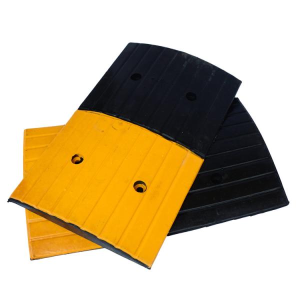 Turkey Yellow Black Plastic Recycled Road Speed Bump