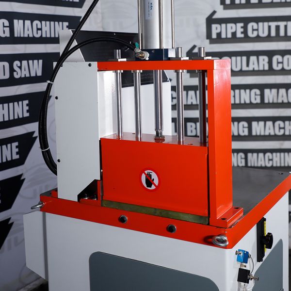 XS-505AL 90 Degree Automatic Aluminum Alloy and Profile Cutting Machine