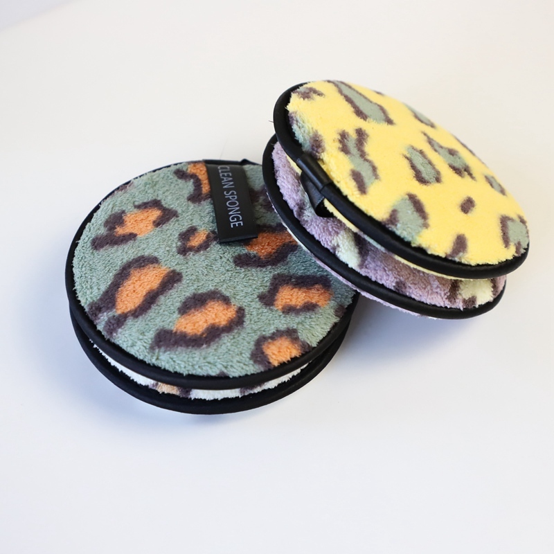 Cosmetic 12x12cm Leopard Print Microfiber Makeup Remover Pads Ultra Soft Reusable