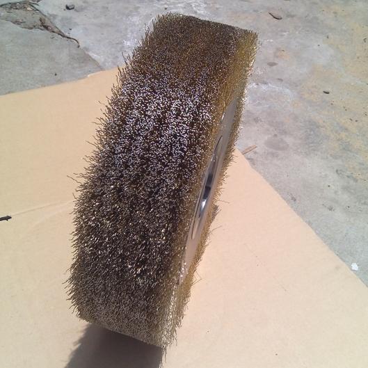 Narrow Face 300mm Brass Wire Wheel / Brass Wire Brush Wheel With Double Keyseat